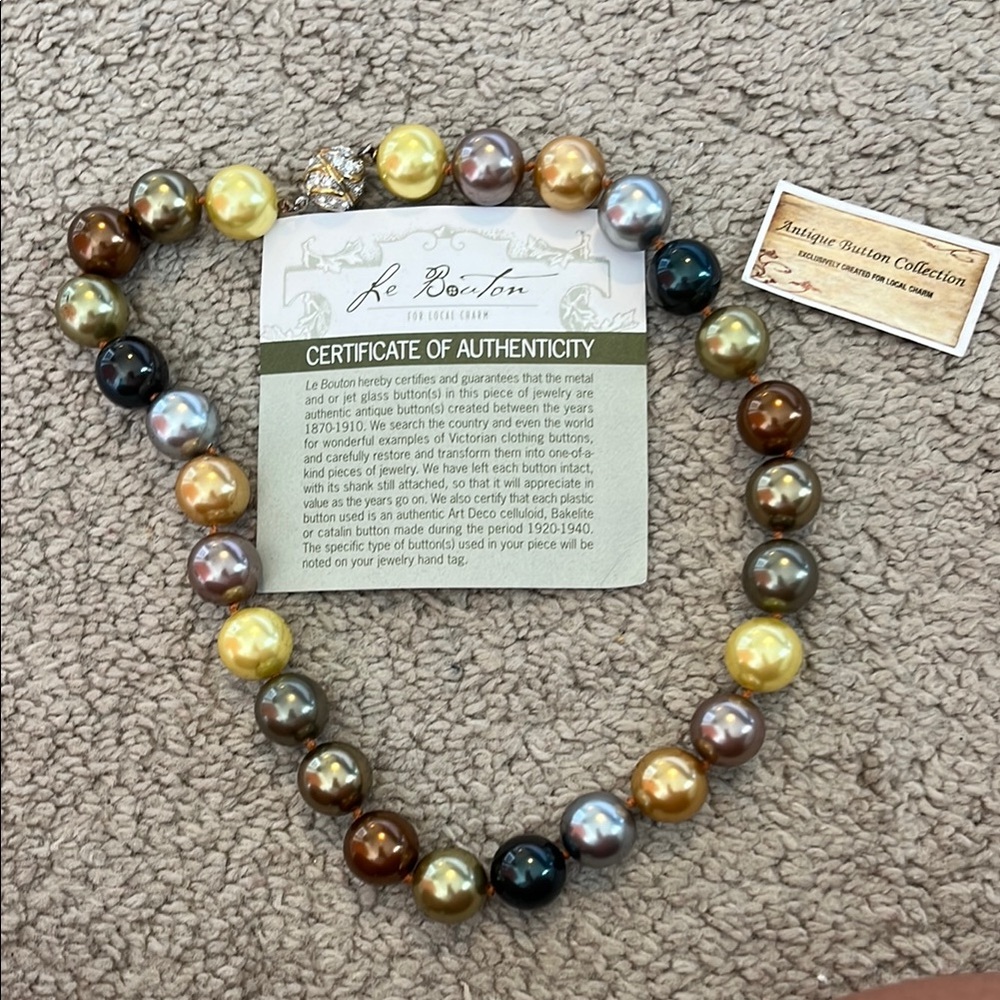 Multicolor Pearl Necklace